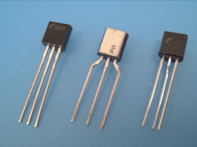 2SC3068 / 2SC4204 tranzistor - Kliknutím na obrázek zavřete