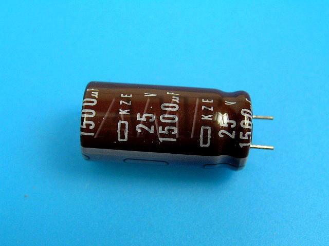1500uF/25V - 105°C Nippon KZE kondenzátor elektrolytický low ESR, long life, high ripple current - Kliknutím na obrázek zavřete