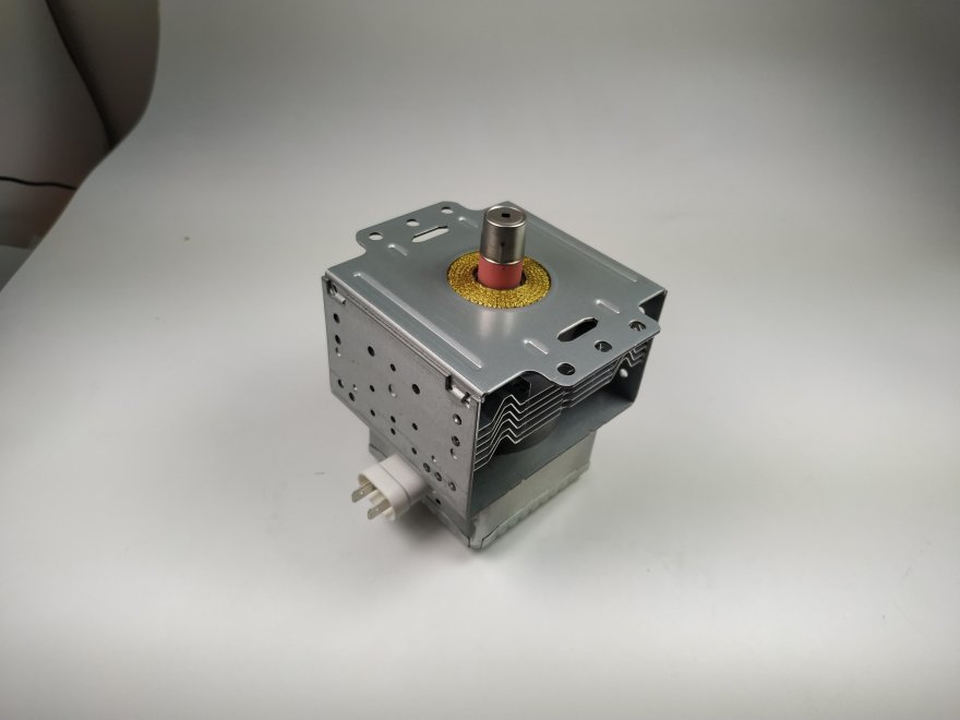 MW magnetron M24FB - 610A 253017000112 GALANZ - Kliknutím na obrázek zavřete