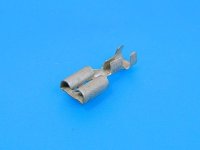 Konektor Faston 6.3mm - zásuvka se západkou 6-160449-2