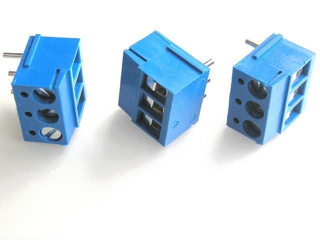 Svorkovnice řadová boční do plošného spoje 3 póly RM=5mm modrá TB-5.0-K-3P1-BL - Kliknutím na obrázek zavřete